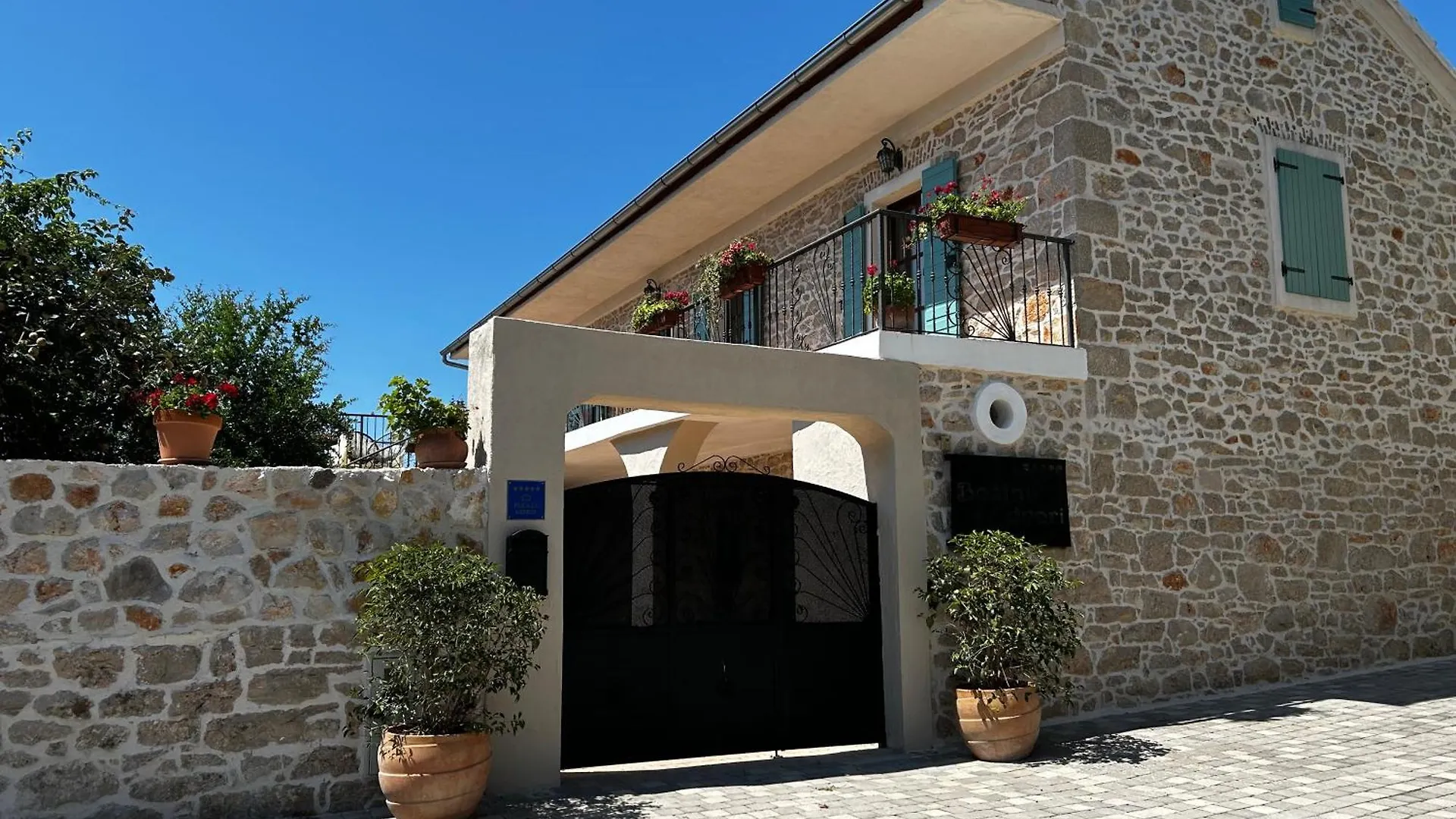 Bozini Dvori- Villa With Pool, Sauna , Jacuzzi And Tennis Court Biograd Na Moru 0*,  Croatia